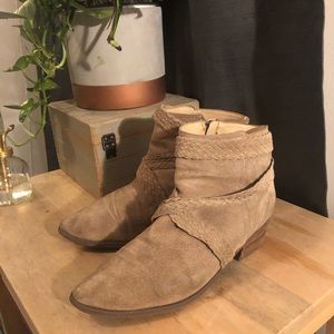 Anthropologie Ankle Boots 👢